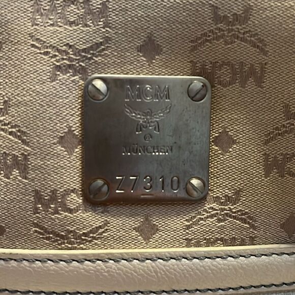 MCM MUNCHEN FABRIC SATCHEL - Picture 12 of 14
